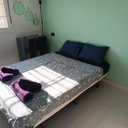 Διαμέρισμα Modern Flat For Couple Center